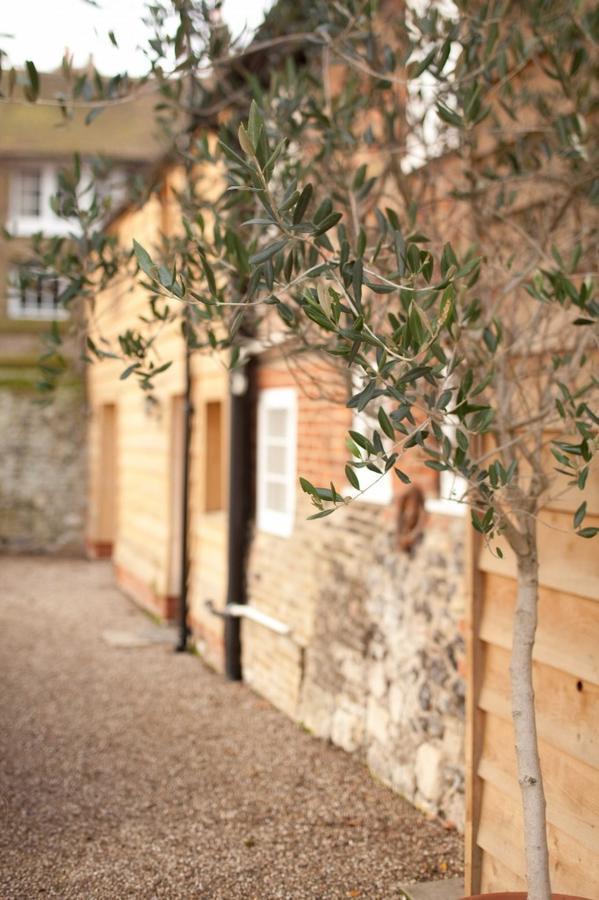 The Salutation Hotel Sandwich Exterior photo